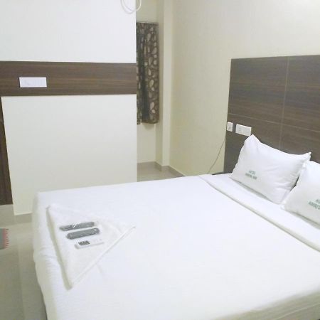 Hotel Amrita Mogappair 钦奈 外观 照片