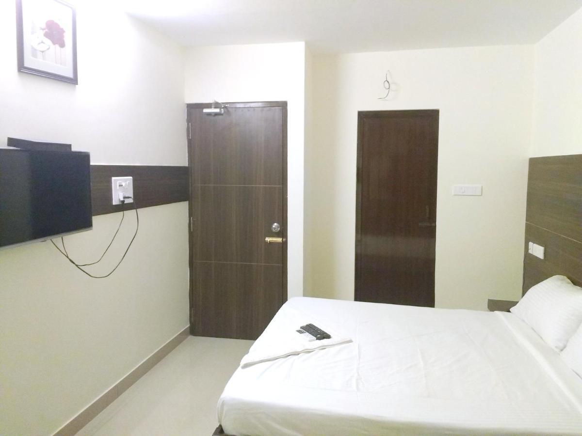 Hotel Amrita Mogappair 钦奈 外观 照片